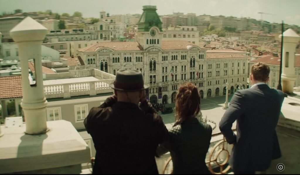 91 Hitman's Wife's Bodyguard 2021-5