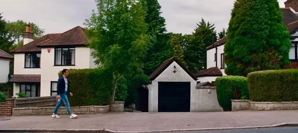 100 All of us are Strangers 2024-8