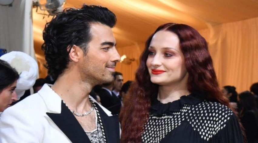 Joe Jonas divorse with sofia