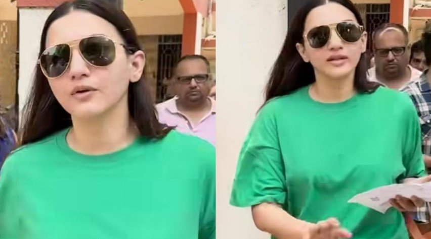 Gauahar Khan Voted in Loksabha election 2024