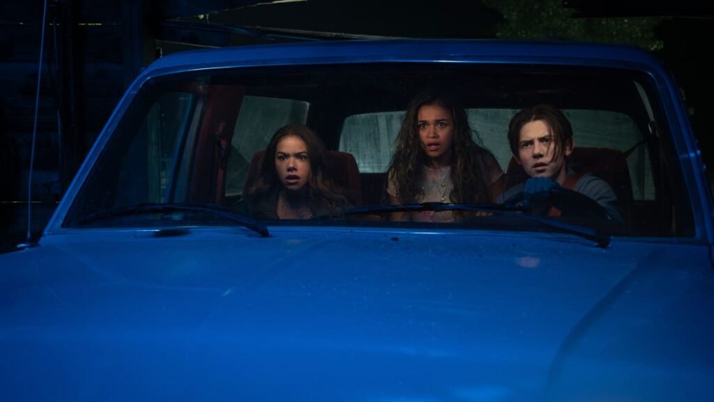 Time Cut (Netflix) Story, Review, Trailer, Release Date, Songs, Cast