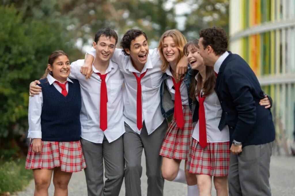 Letters From the Past (Netflix) Story, Review, Trailer, Release Date, Songs, Cast