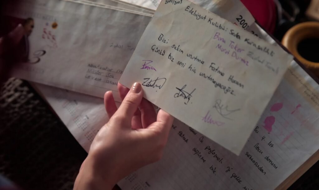 Letters From the Past (Netflix) Story, Review, Trailer, Release Date, Songs, Cast