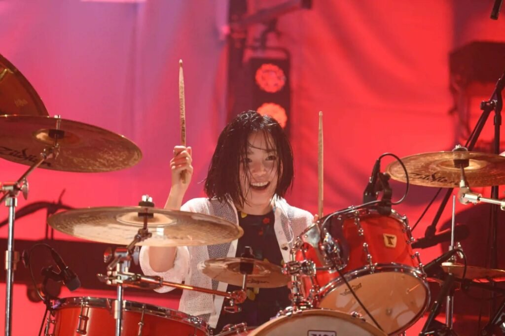 Glass Heart (Netflix) Story, Review, Trailer, Release Date, Songs, Cast