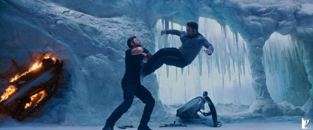 War 2 Story, Review, Trailer, Release Date, Songs, Cast