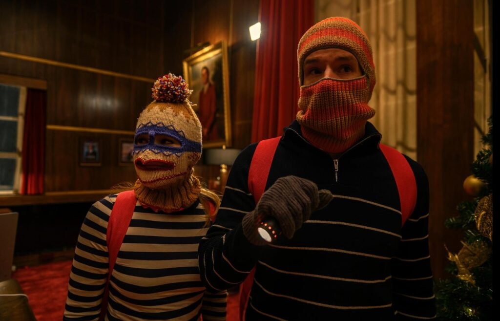Jingle Bell Heist (Netflix) Story, Review, Trailer, Release Date, Songs, Cast